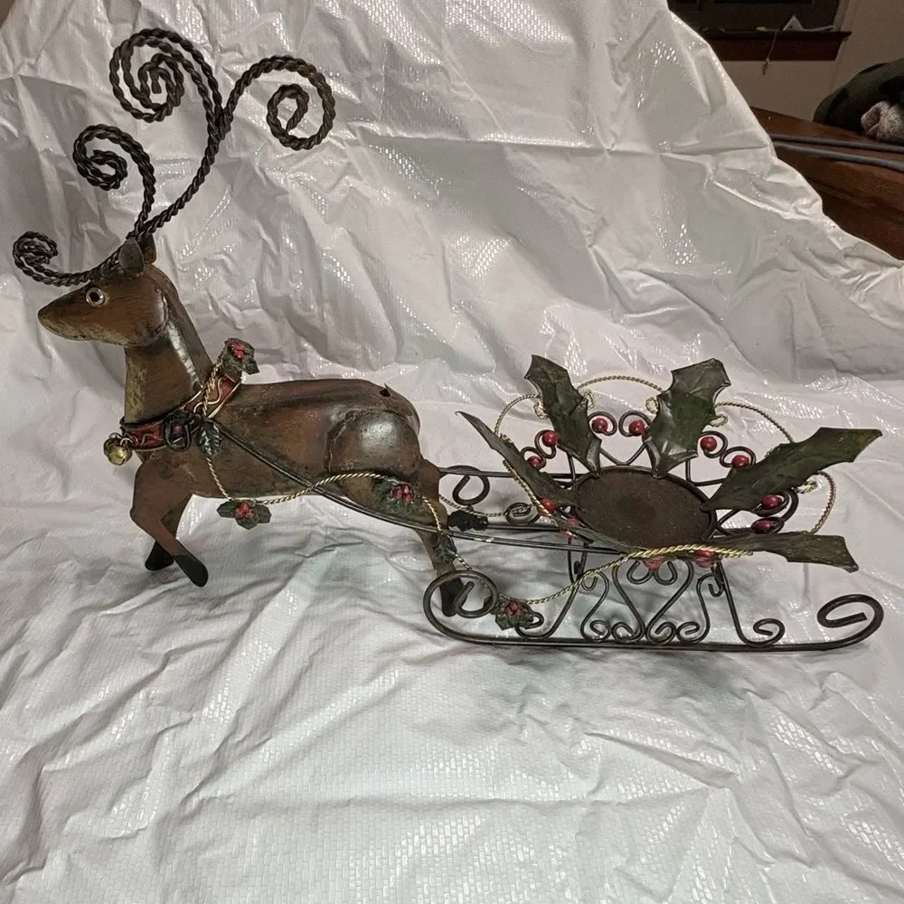 Elegant Reindeer and Sleigh Holiday Decor Candle holder